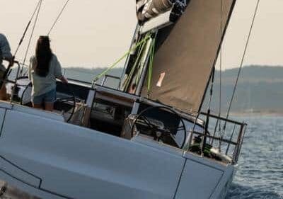 Elan-charter-verhuur-zeilboot-yachtco-16-7.jpg