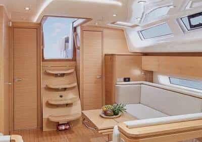 Elan-charter-verhuur-zeilboot-yachtco-58.jpg