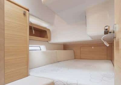 Elan-charter-verhuur-zeilboot-yachtco-67.jpg