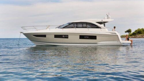 Jeanneau-motor-jacht-charter-verhuur-jachtco-3-1.jpg