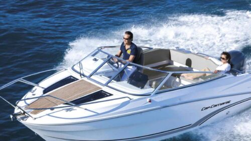 Jeanneau-motorboat-charter-rent-yachtco-29.jpg